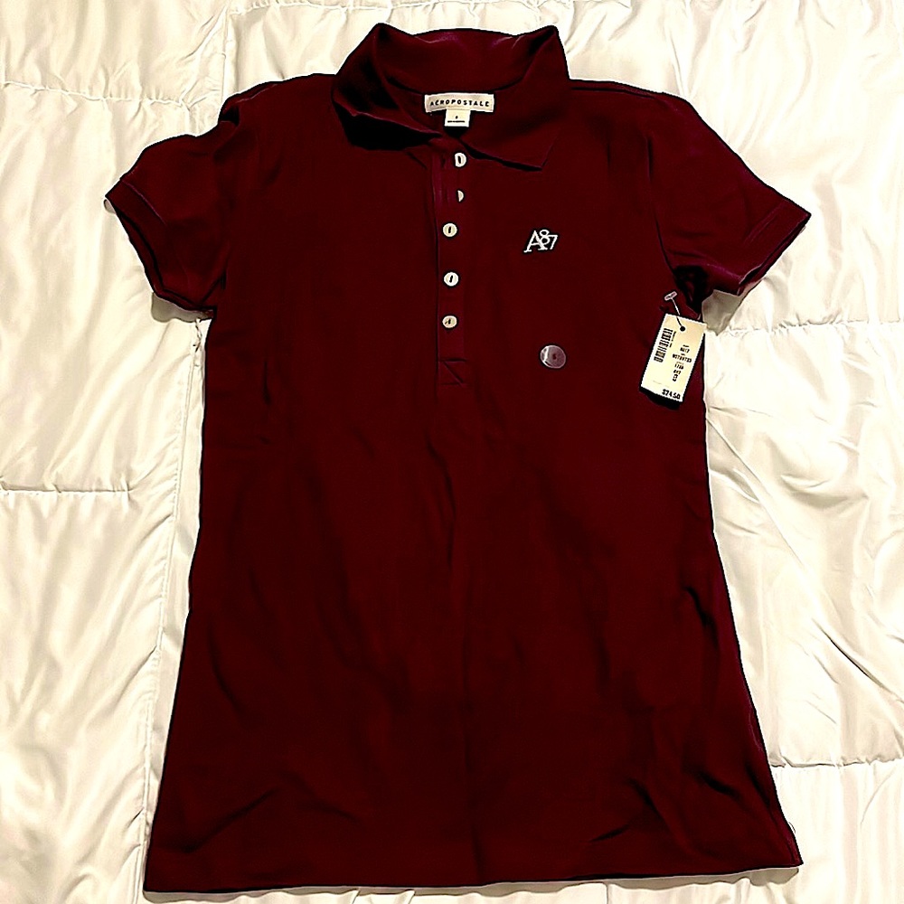 Color burgundy